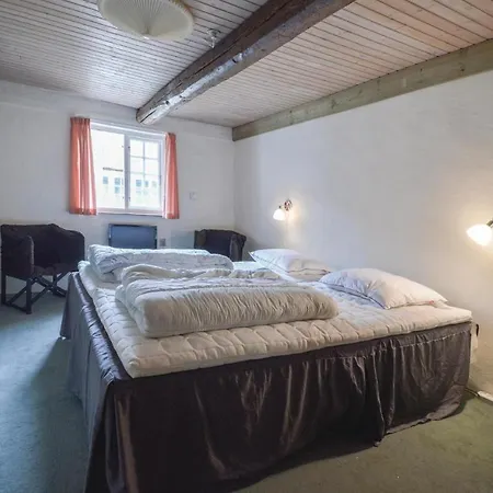 Six-bedroom Holiday In Tatil Evi *