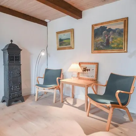 Tatil Evi Six-bedroom Holiday In Nørre Nebel